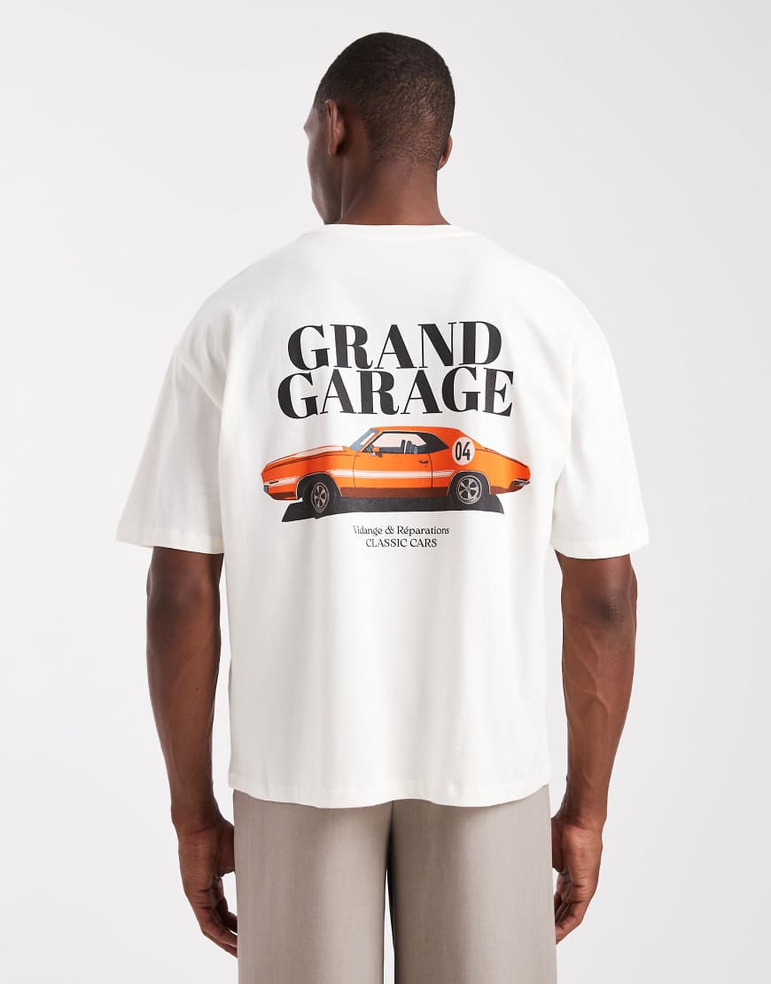 ASOS DESIGN - Kastiges Oversize-T-Shirt mit Vintage-Autografik in Wollweiß ASOS DESIGN - Kastiges Oversize-T-Shirt mit Vintage-Autografik in Wollweiß von ASOS DESIGN