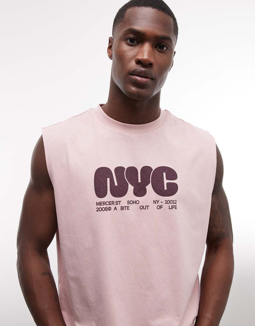 ASOS DESIGN - Kastiges Oversize-Tanktop in Rosa mit „NYC"-Bubble-Print von ASOS DESIGN