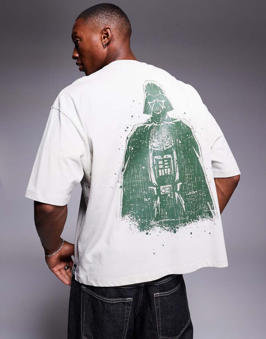 ASOS DESIGN - Kastiges Unisex-T-Shirt in Grau mit Star Wars Darth-Vader-Prints und Oversize-Schnitt ASOS DESIGN - Kastiges Unisex-T-Shirt in Grau mit Star Wars Darth-Vader-Prints und Oversize-Schnitt von ASOS DESIGN