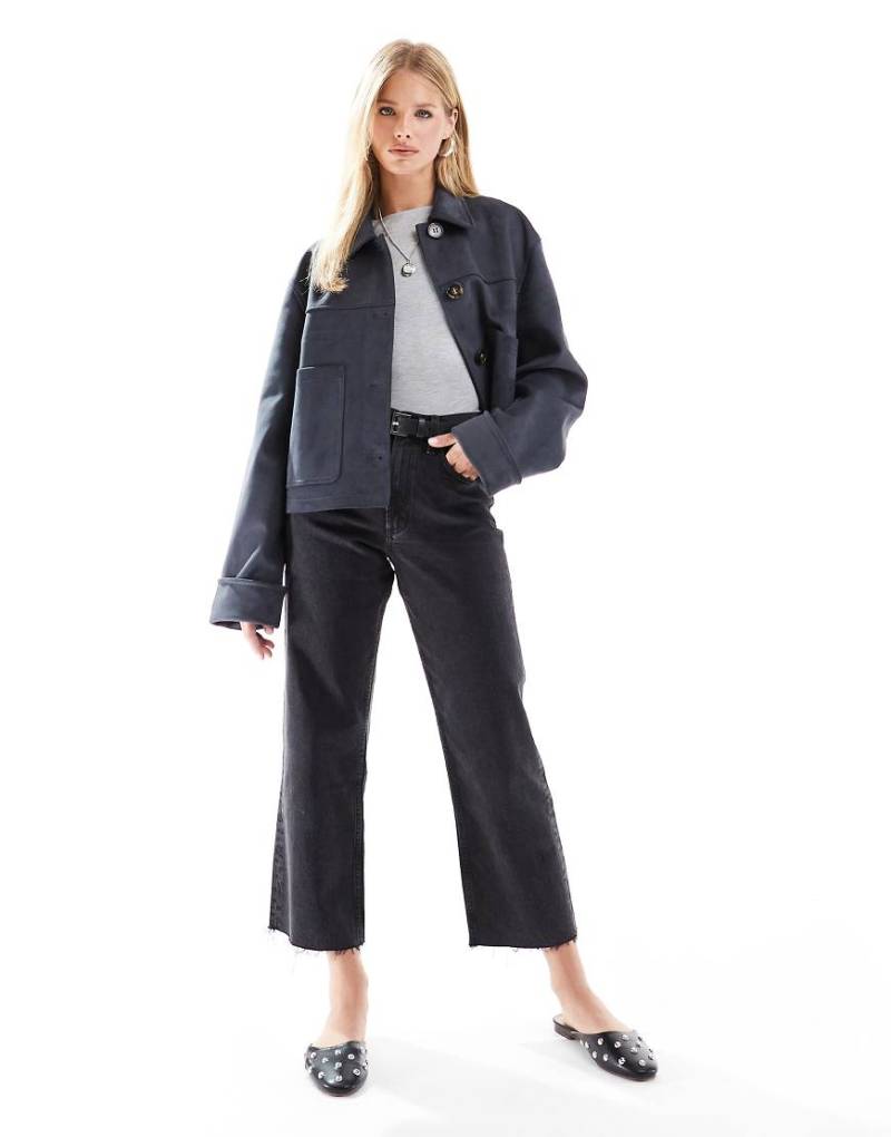 ASOS DESIGN - Knöchellange, gerade geschnittene Jeans in Schwarz von ASOS DESIGN