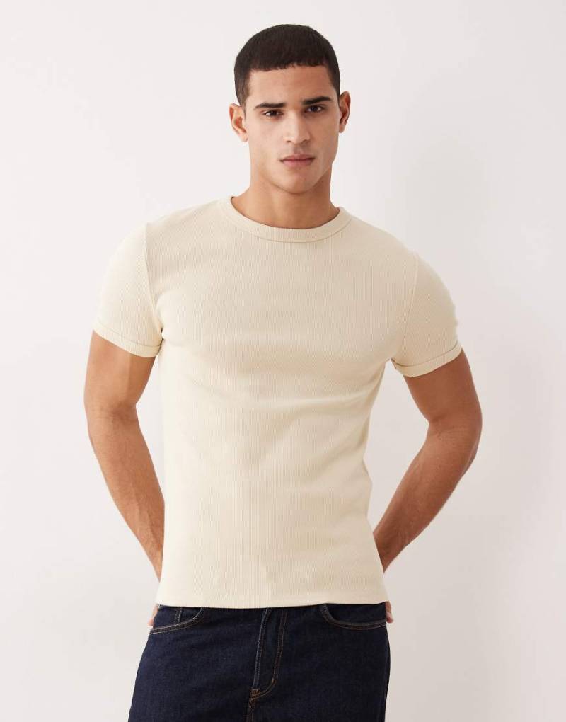 ASOS DESIGN - Körperbetontes, geripptes T-Shirt aus superschwerem Stoff in Beige-Neutral von ASOS DESIGN