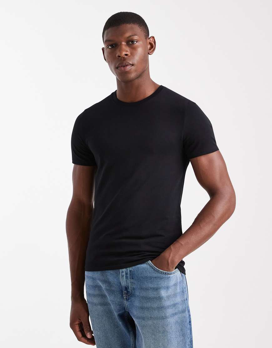 ASOS DESIGN - Körperbetontes Basic-T-Shirt in Schwarz von ASOS DESIGN