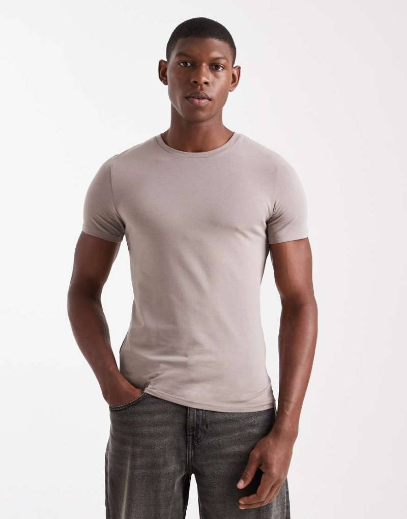 ASOS DESIGN - Körperbetontes Basic-T-Shirt in Steinbeige-Neutral von ASOS DESIGN