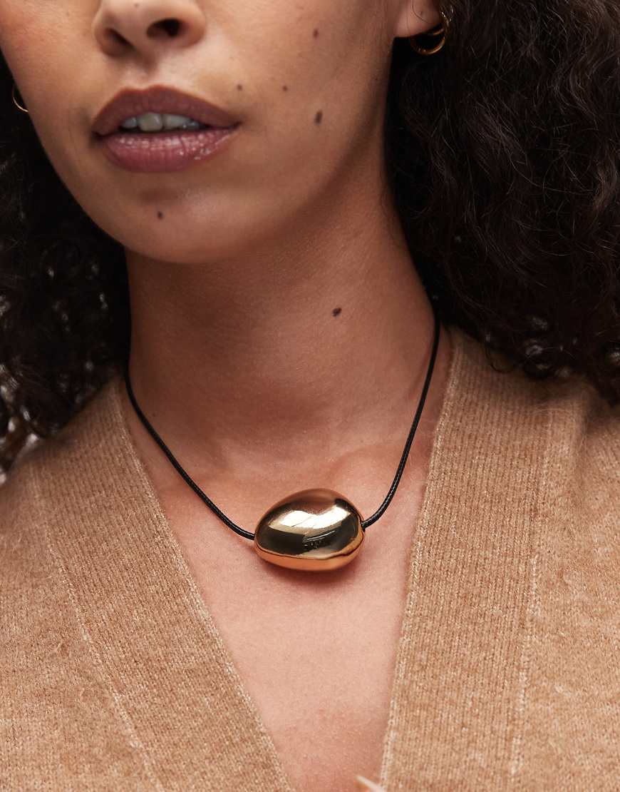 ASOS DESIGN - Kordelkette mit auffälligem Steindetail-Goldfarben von ASOS DESIGN
