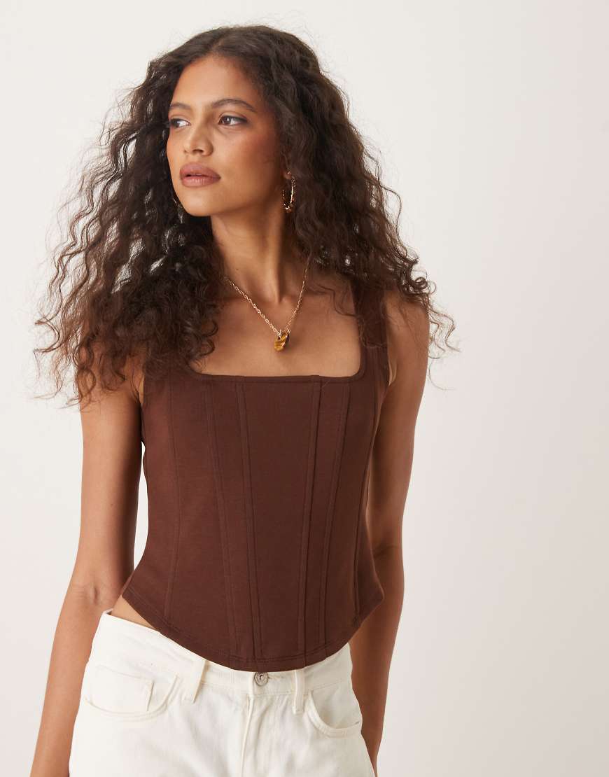 ASOS DESIGN - Korsettoberteil in Schokobraun mit Stäbchendesign von ASOS DESIGN