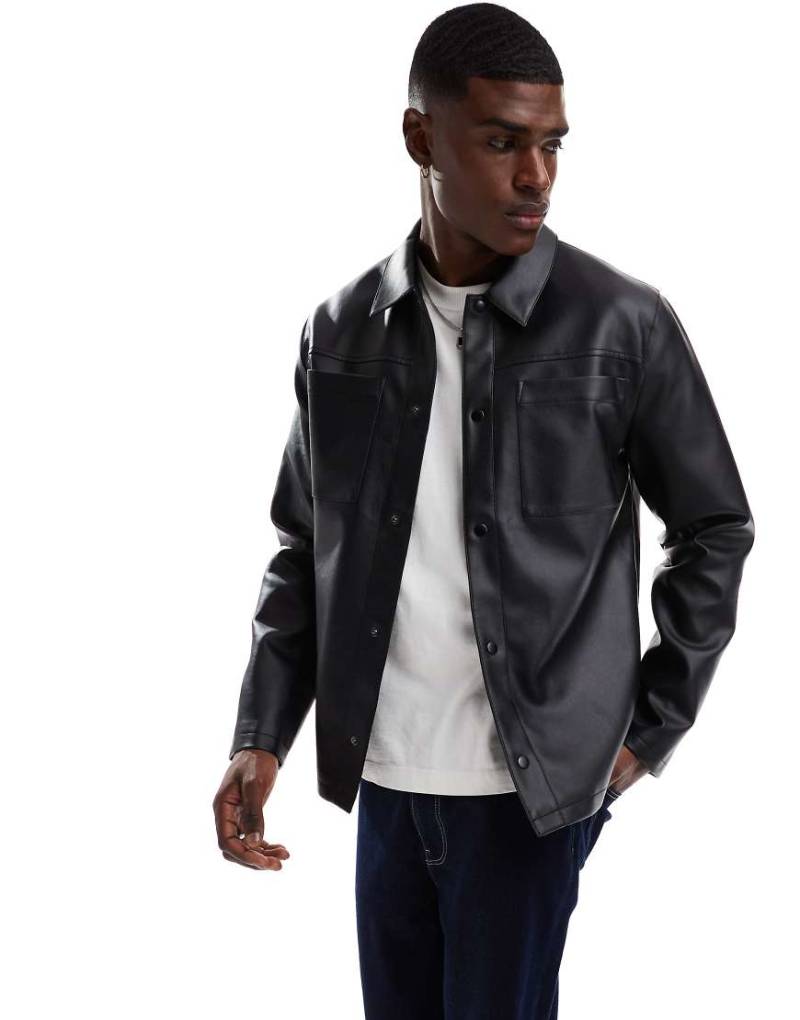 ASOS DESIGN - Kunstleder-Hemdjacke in Schwarz von ASOS DESIGN
