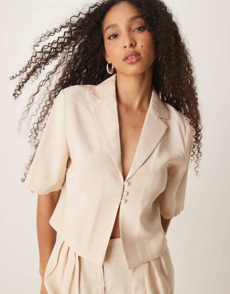 ASOS DESIGN - Kurzärmlige Cropped-Hemdbluse in Wollweiß mit gebundener Vorderseite, Kombiteil von ASOS DESIGN