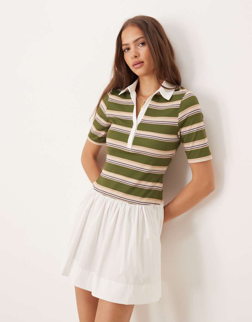 ASOS DESIGN - Kurzärmliges Hybrid-Rugby-Minikleid mit bunten Streifen von ASOS DESIGN