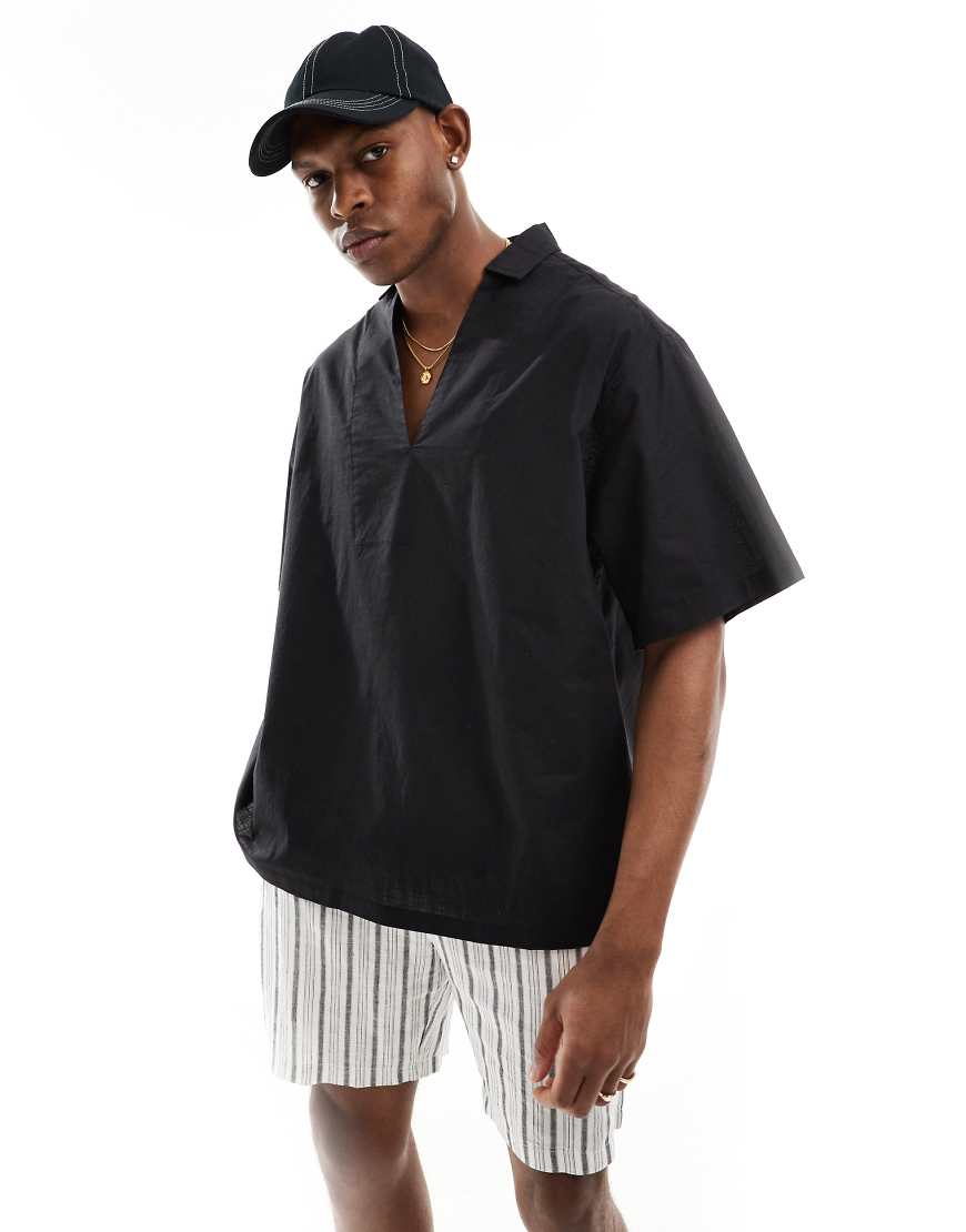 ASOS DESIGN - Kurzärmliges Oversize-Hemd zum Hineinschlüpfen aus Leinenmix in Schwarz ASOS DESIGN - Kurzärmliges Oversize-Hemd zum Hineinschlüpfen aus Leinenmix in Schwarz von ASOS DESIGN