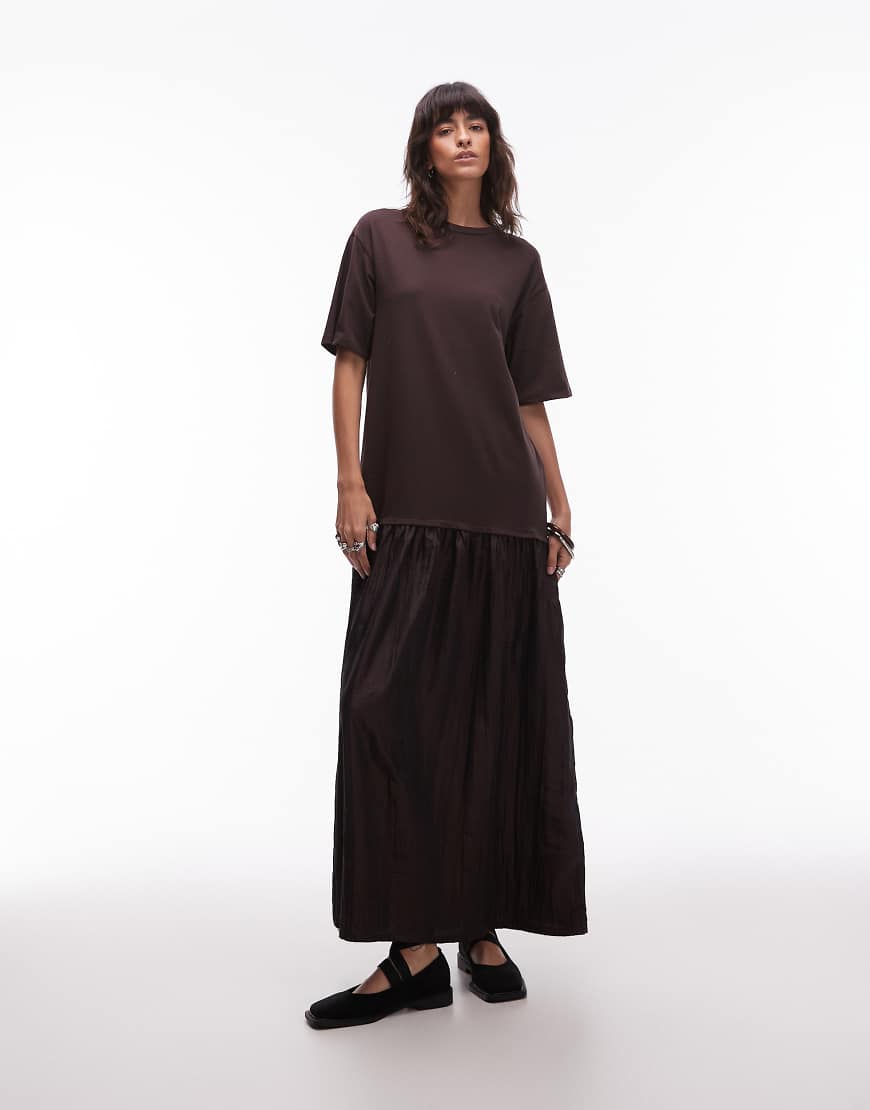 ASOS DESIGN - Kurzärmliges Oversize-Maxikleid in Schokobraun mit tiefer Taille-Brown von ASOS DESIGN