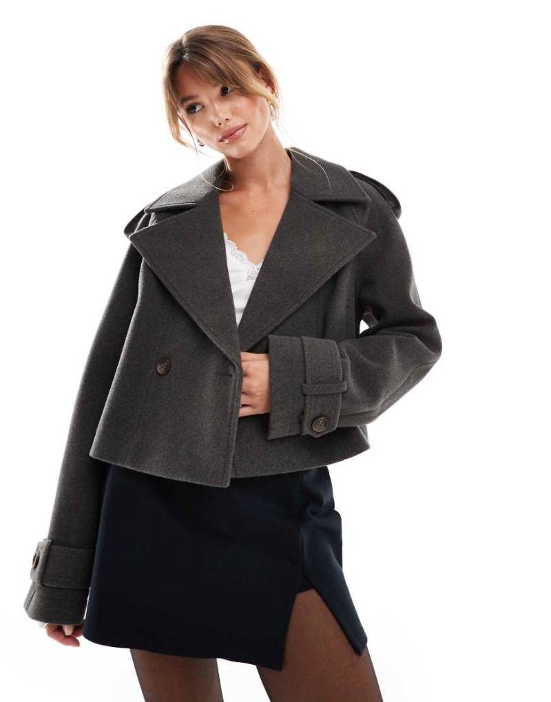 ASOS DESIGN - Kurzer, eleganter Trenchcoat in Anthrazit-Braun von ASOS DESIGN
