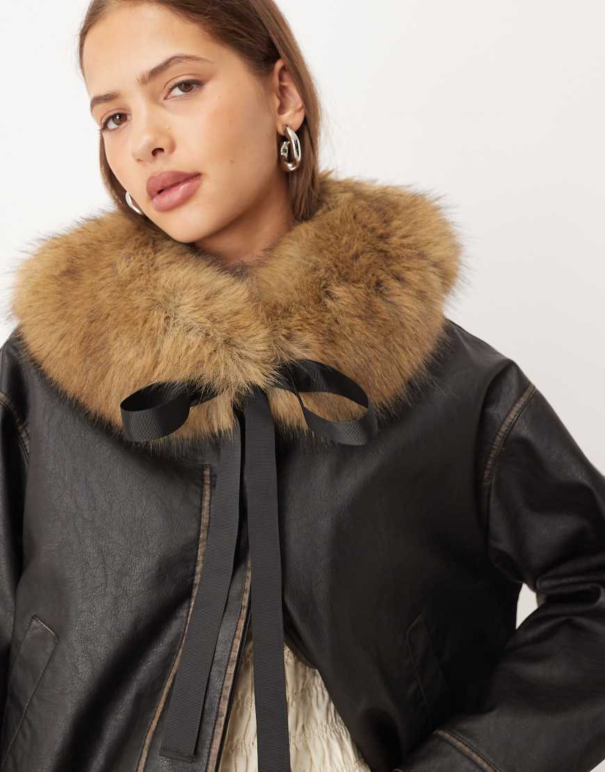 ASOS DESIGN - Kurzer Kragen aus Kunstpelz in Natur-Neutral von ASOS DESIGN