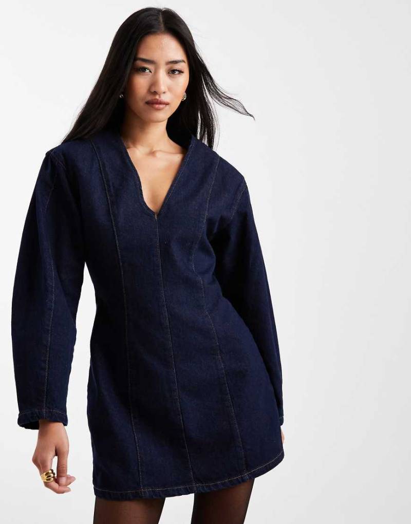 ASOS DESIGN - Kurzes Jeanskleid in Indigoblau mit Cocoon-Ärmeln von ASOS DESIGN