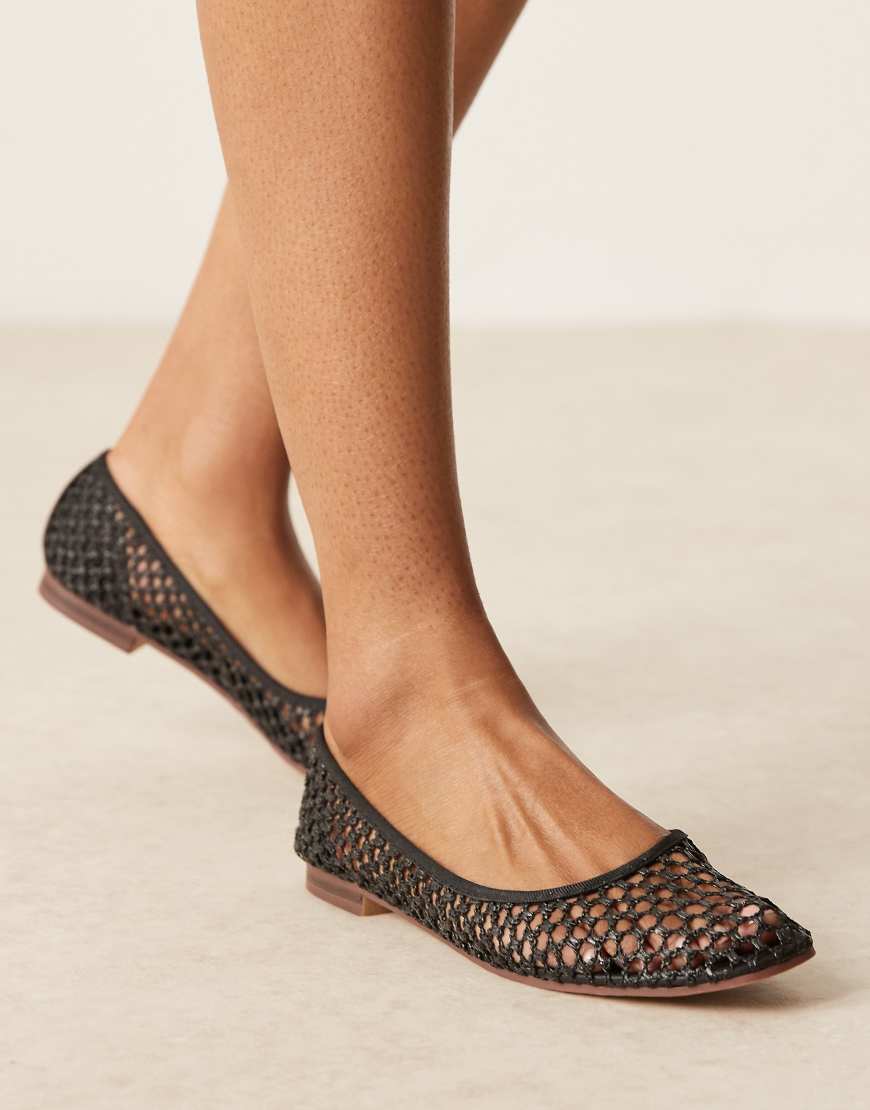 ASOS DESIGN - Lagoon - Gewebte Ballerinas in Schwarz von ASOS DESIGN