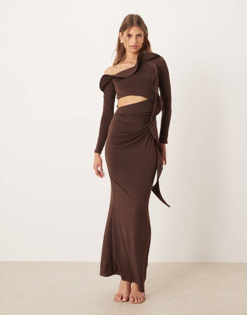 ASOS DESIGN - Langärmeliges, strukturiertes Midikleid in Schokobraun mit Rüschen und Zierausschnitt-Detail-Brown von ASOS DESIGN