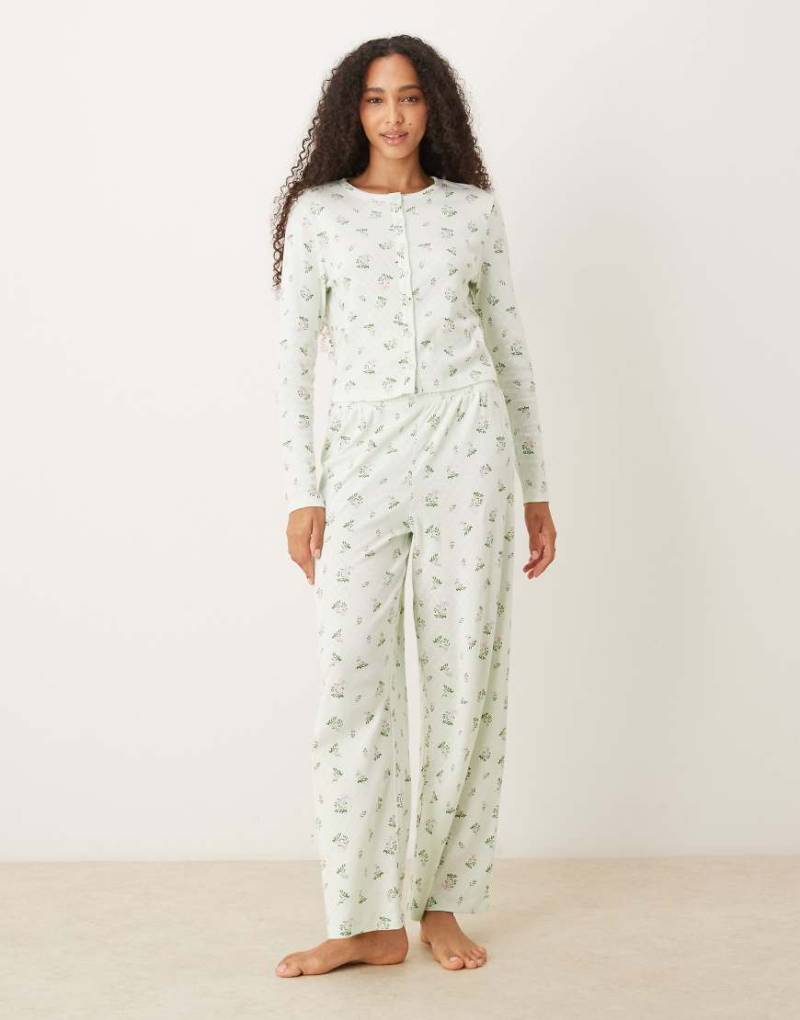 ASOS DESIGN - Langärmliger Pyjama mit Loch- und Mistelmuster-Rosa von ASOS DESIGN