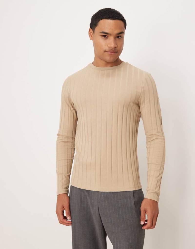 ASOS DESIGN - Langärmliges, breit geripptes T-Shirt in Beige mit schmaler Passform-Neutral von ASOS DESIGN