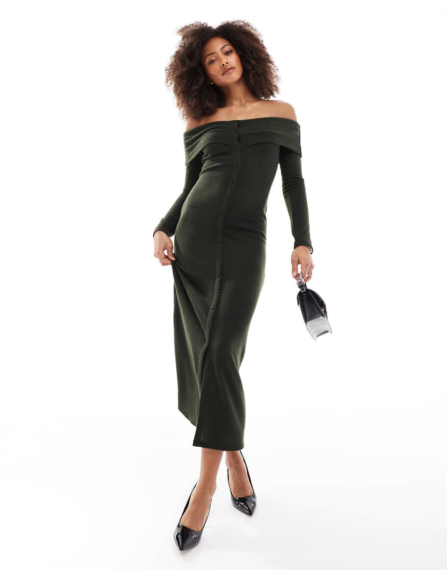 ASOS DESIGN - Langärmliges, durchgeknöpftes Midikleid in Khaki mit umgeschlagenem Carmen-Ausschnitt-Grün von ASOS DESIGN