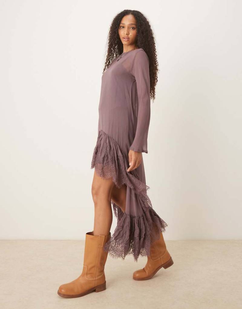 ASOS DESIGN - Langärmliges Maxikleid mit asymmetrischem Spitzensaum in Braun-Grün von ASOS DESIGN