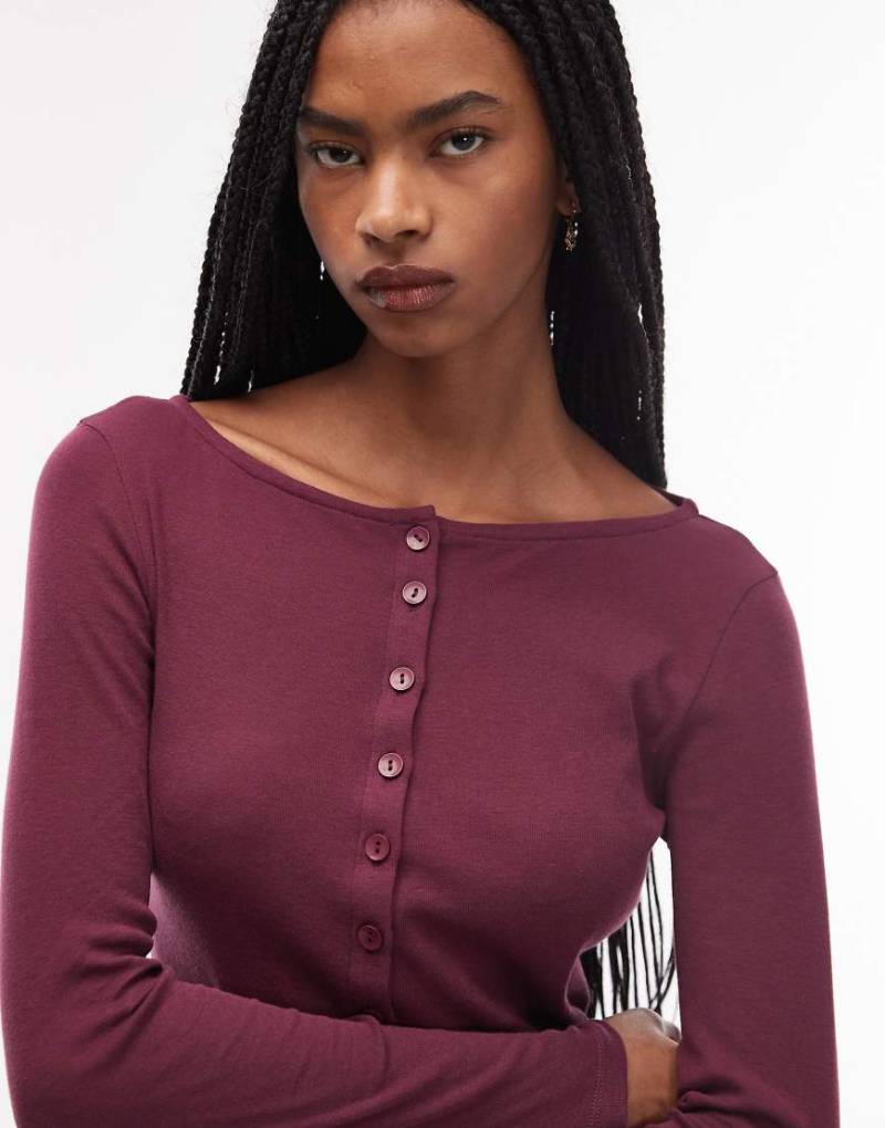 ASOS DESIGN - Langärmliges, hautenges Oberteil in Feige mit Knopfleiste-Lila von ASOS DESIGN