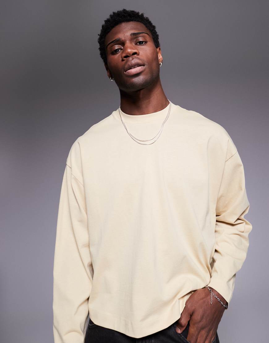 ASOS DESIGN - Langärmliges, kastenförmiges Oversize-T-Shirt in Gelb mit tiefen Armlöchern-Grün ASOS DESIGN - Langärmliges, kastenförmiges Oversize-T-Shirt in Gelb mit tiefen Armlöchern-Grün von ASOS DESIGN