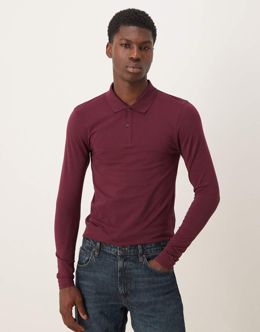 ASOS DESIGN - Langärmliges, körperbetontes Basic-Polohemd in Burgunderrot von ASOS DESIGN