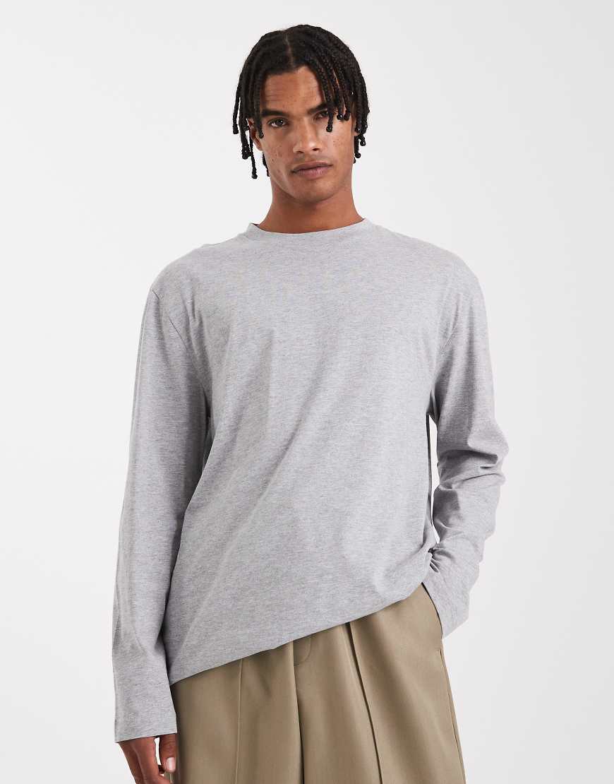 ASOS DESIGN - Langärmliges, locker geschnittenes Basic-T-Shirt in meliertem Grau ASOS DESIGN - Langärmliges, locker geschnittenes Basic-T-Shirt in meliertem Grau von ASOS DESIGN