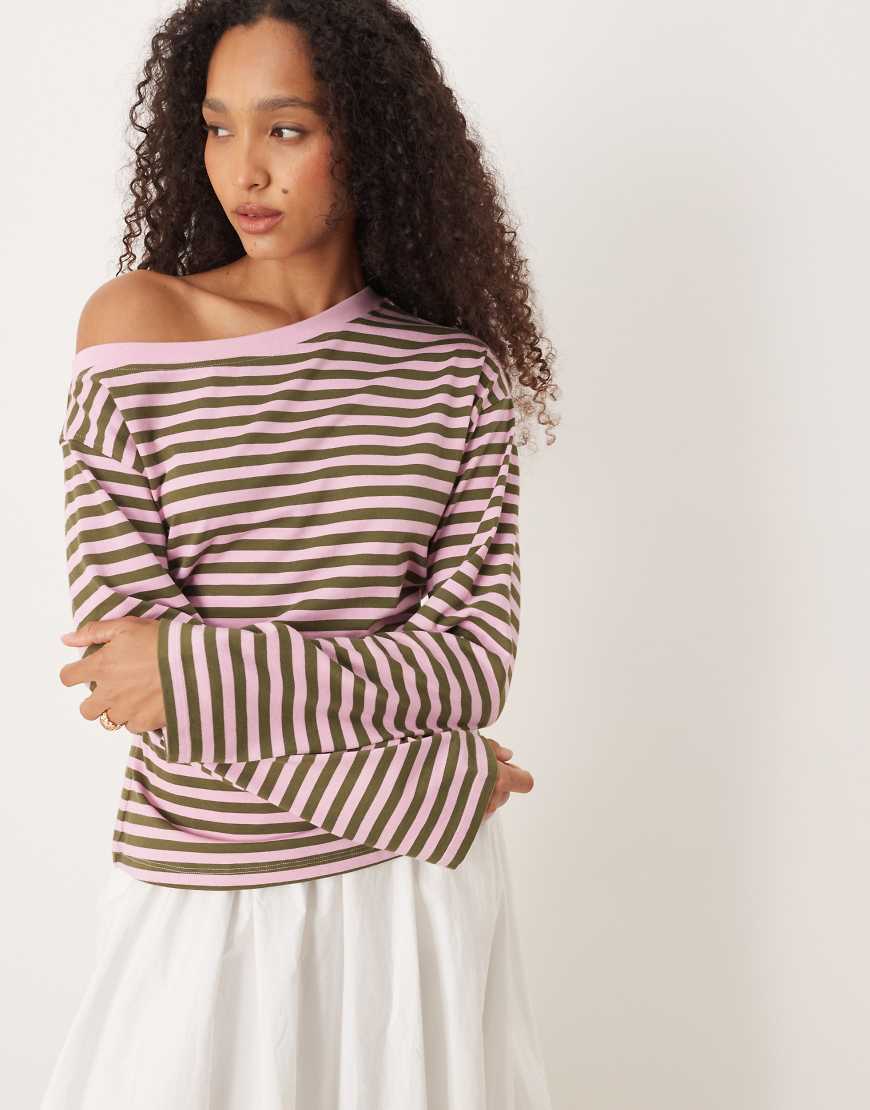 ASOS DESIGN - Langärmliges, schulterfreies T-Shirt in Rosa und Grün mit Korsett-Taille und Streifen-Bunt von ASOS DESIGN