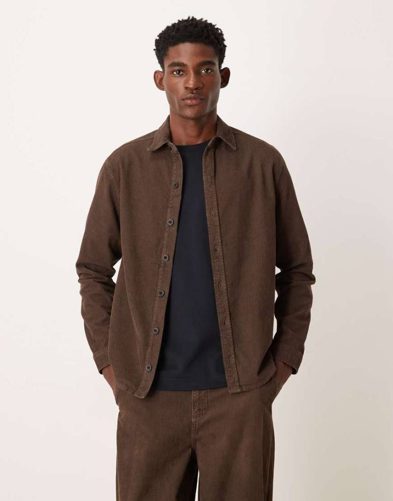 ASOS DESIGN - Langärmliges Hemd aus Cord in Braun, Kombiteil-Brown von ASOS DESIGN
