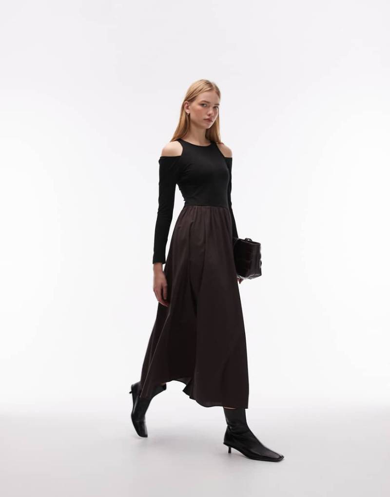 ASOS DESIGN - Langärmliges Hybrid-Maxikleid in Braun-Marineblau von ASOS DESIGN