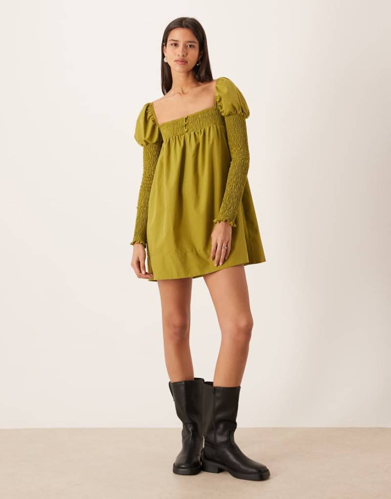 ASOS DESIGN - Langärmliges Minikleid in Olivgrün mit geraffter Brustpartie und Knopfleiste vorn von ASOS DESIGN