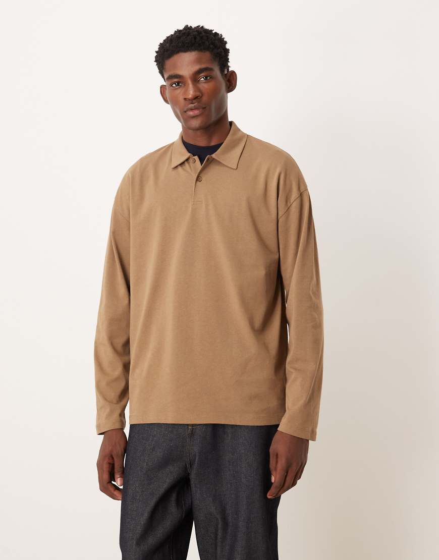 ASOS DESIGN - Langärmliges Oversize-Polohemd aus schwerem Stoff in Braun-Brown von ASOS DESIGN
