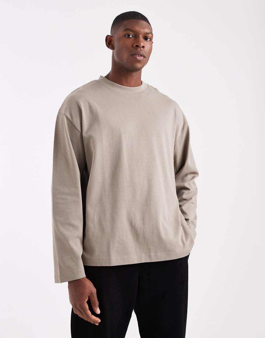 ASOS DESIGN - Langärmliges Oversize-T-Shirt aus schwerem Stoff in Steinbeige-Neutral von ASOS DESIGN