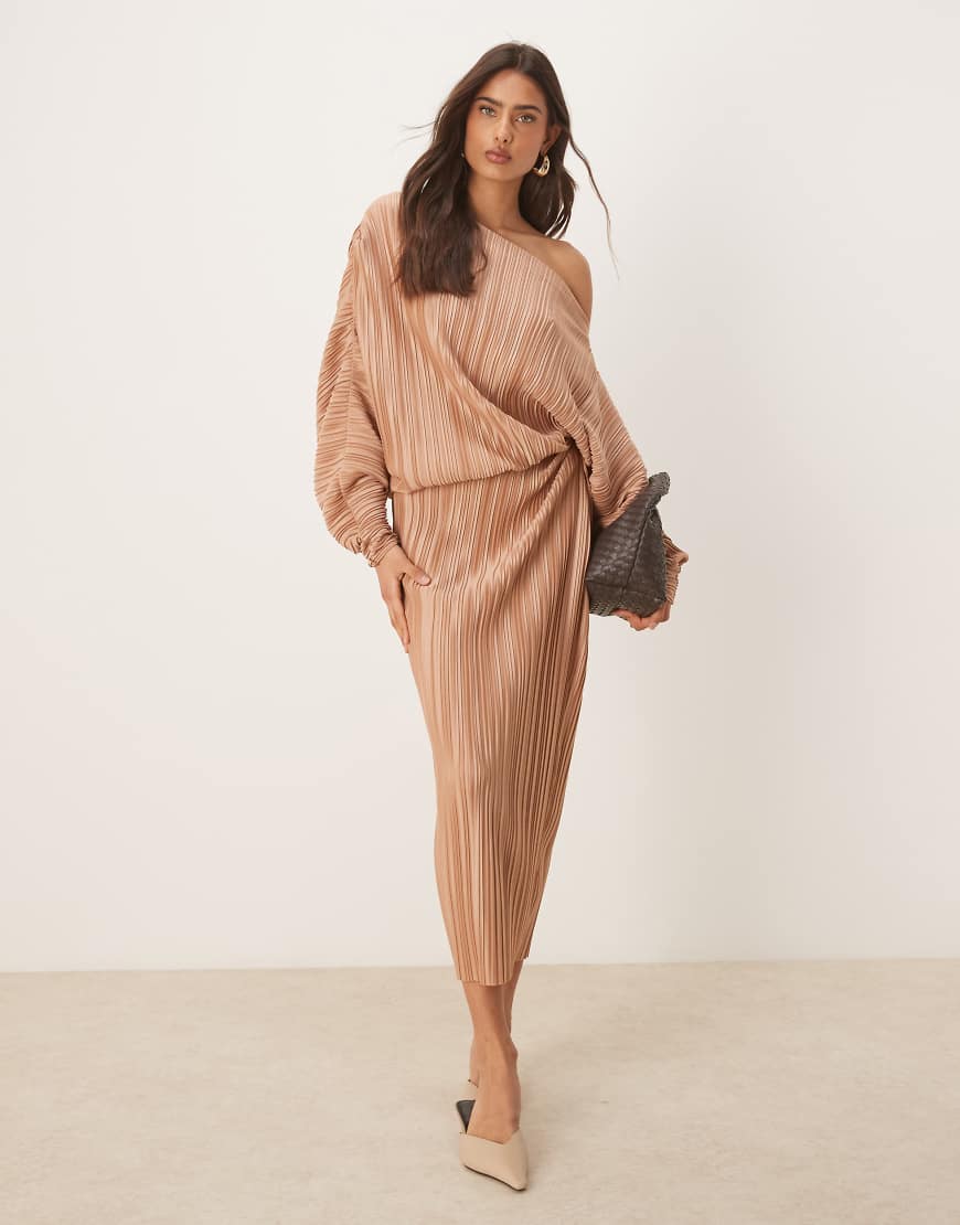 ASOS DESIGN - Langärmliges Plissee-Midikleid in Karamell mit abfallender Schulterpartie-Braun ASOS DESIGN - Langärmliges Plissee-Midikleid in Karamell mit abfallender Schulterpartie-Braun von ASOS DESIGN