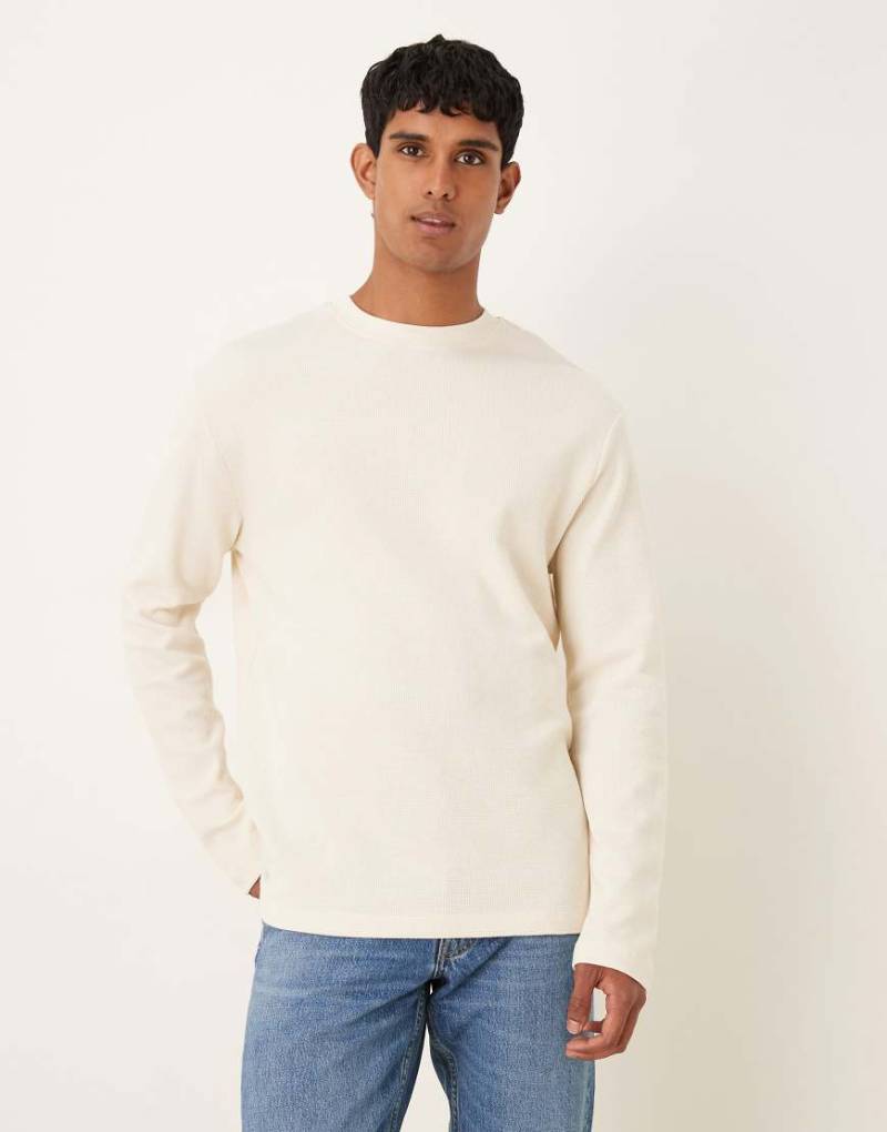 ASOS DESIGN - Langärmliges Relaxed-Fit-T-Shirt in Cremeweiß mit Waffelstruktur von ASOS DESIGN