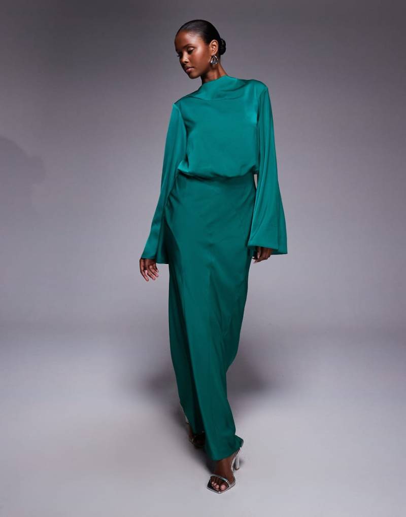 ASOS DESIGN - Langärmliges Satin-Maxikleid in Stahlblau mit Blouson-Oberteil von ASOS DESIGN