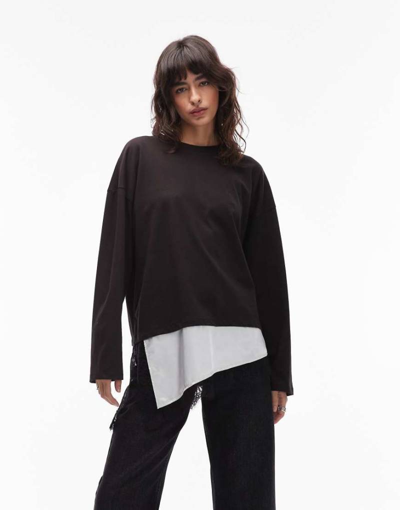 ASOS DESIGN - Langärmliges Shirt in Schwarz mit asymmetrischem Saum aus Satin und Spitze von ASOS DESIGN
