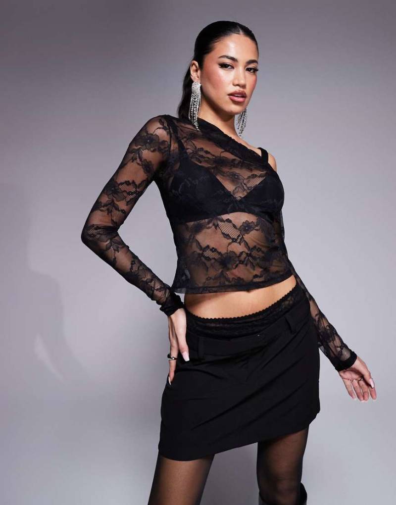 ASOS DESIGN - Langärmliges schulterfreies Oberteil aus schwarzer Spitze von ASOS DESIGN