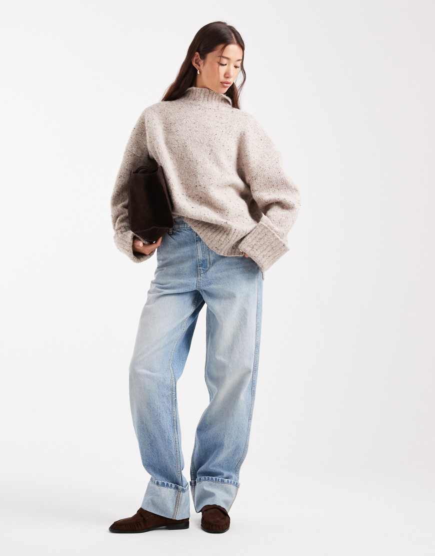 ASOS DESIGN - Langer Strickpullover in Hellbeige mit Trichterausschnitt-Neutral von ASOS DESIGN