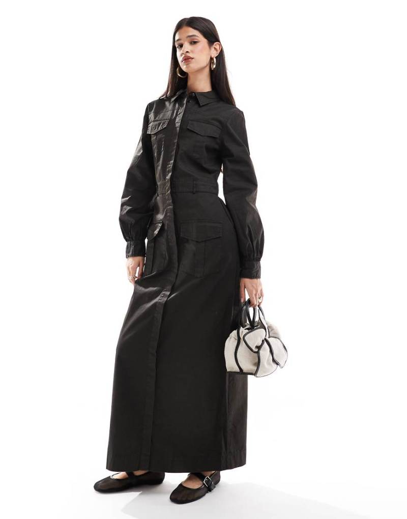 ASOS DESIGN - Langes Utility-Hemdblusenkleid aus gewachster Baumwolle in Dunkelgrün von ASOS DESIGN