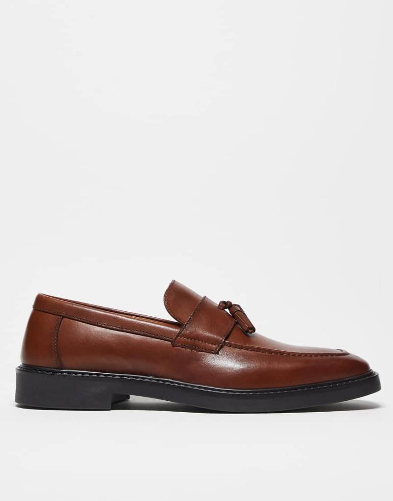 ASOS DESIGN - Leder-Loafer in Hellbraun mit Quasten von ASOS DESIGN
