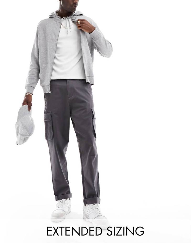 ASOS DESIGN - Legere Cargohose in verwaschenem Schwarz von ASOS DESIGN