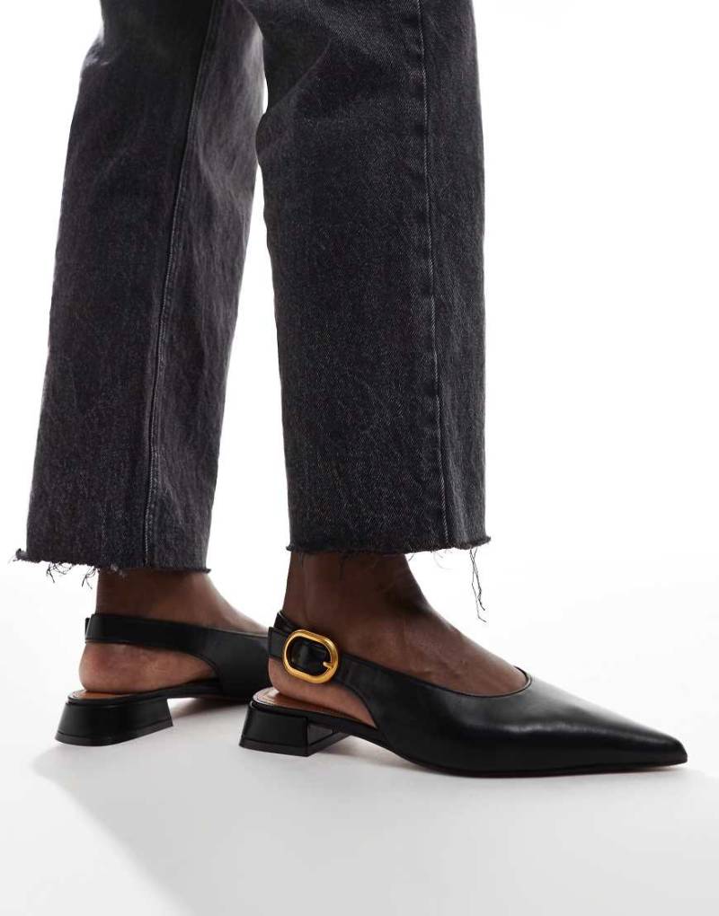 ASOS DESIGN - Leonora - Ballerinas in Schwarz mit Fersenriemen von ASOS DESIGN