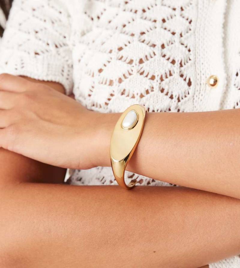 ASOS DESIGN - Limited Edition - Perlenarmband in Gold mit angerauter Optik-Goldfarben von ASOS DESIGN