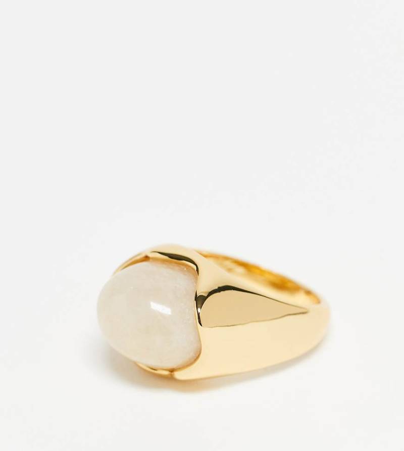 ASOS DESIGN - Premium - Ring mit Bernstein-Halbedelstein und 14-Karat-Vergoldung-Goldfarben von ASOS DESIGN
