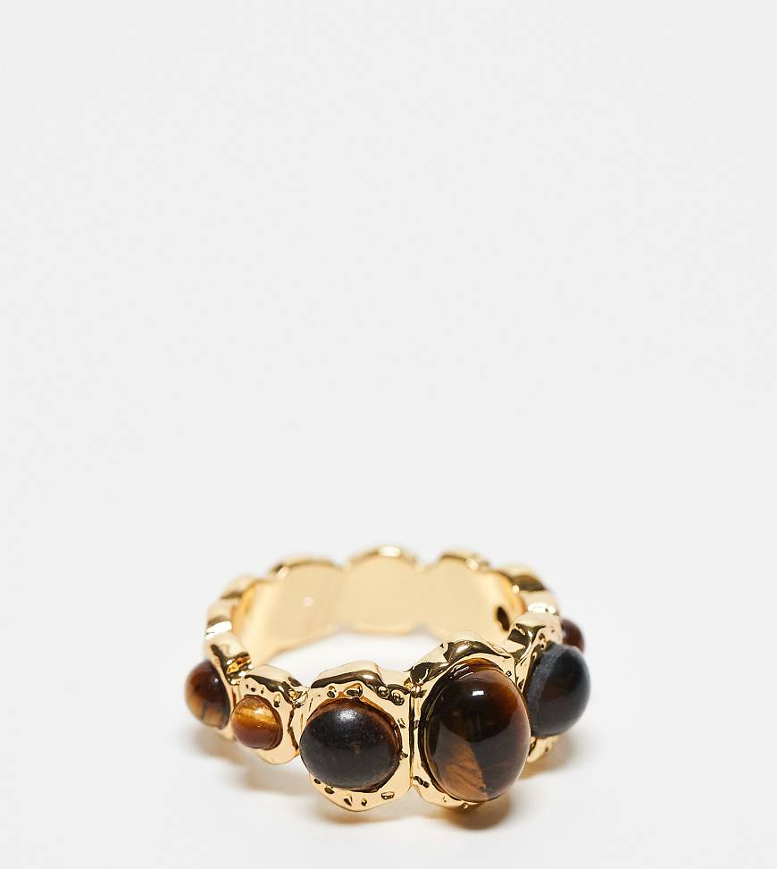ASOS DESIGN - Limited Edition - Ring mit echten Tigerauge-Halbedelsteinen und 14-Karat-Vergoldung-Goldfarben von ASOS DESIGN