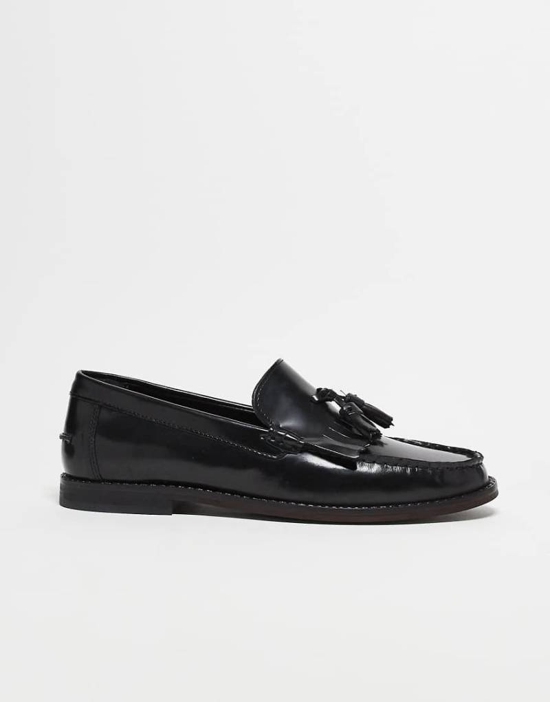 ASOS DESIGN - Loafer aus poliertem schwarzem Leder mit Fransendetail von ASOS DESIGN