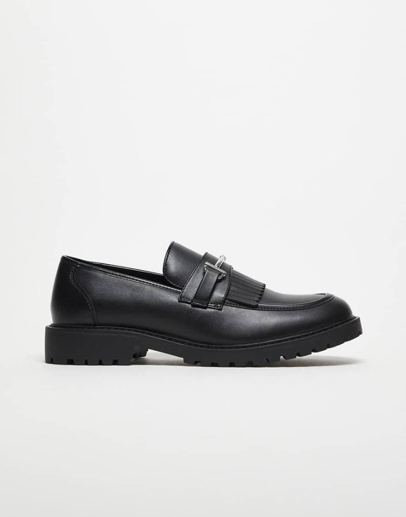 ASOS DESIGN - Loafer in Schwarz mit Fransen an der Stollensohle von ASOS DESIGN