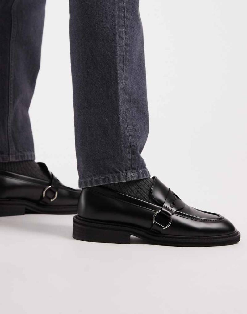 ASOS DESIGN - Loafer in Schwarz mit Western-Details von ASOS DESIGN
