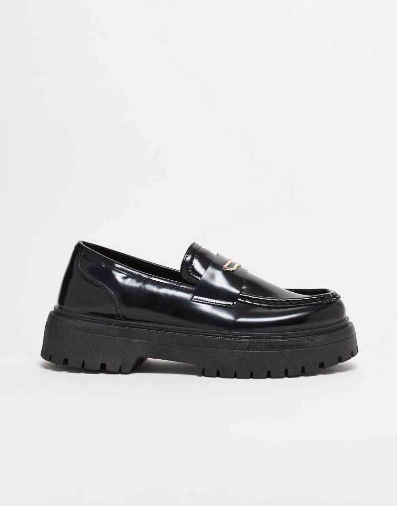 ASOS DESIGN - Loafer in Schwarz mit dicker Sohle und Trensendetail von ASOS DESIGN